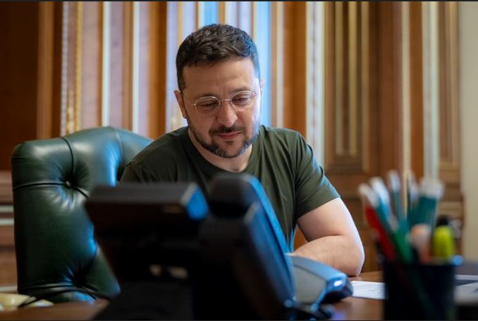 Zelenski informa al Papa León XIV sobre propuesta de tregua con Rusia