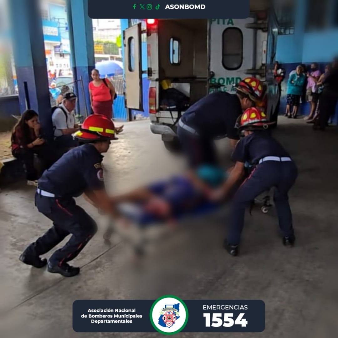 Tragedia en Coatepeque: vehículo se da a la fuga tras atropellar a dos motociclistas