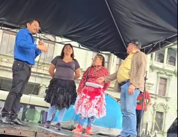 Comerciantes del mercado La Terminal se suman al apoyo a la lucha magisterial
